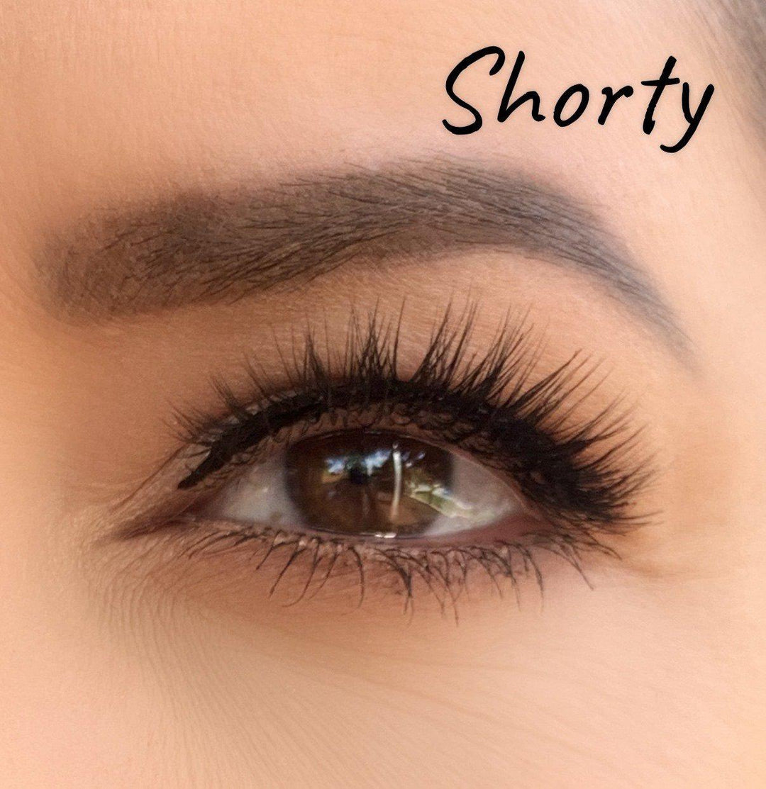 a woman's eye with long Silk Magnetic Lashes from Lash Tribe and the words shorty.
